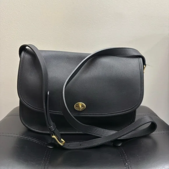 Coach City Black Bag - Picture 5 of 11